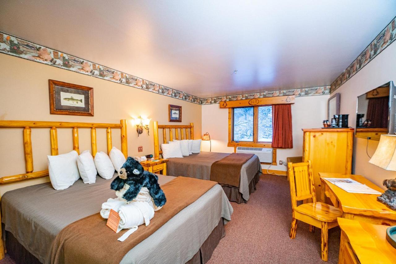 Spearfish Canyon Lodge Exteriör bild
