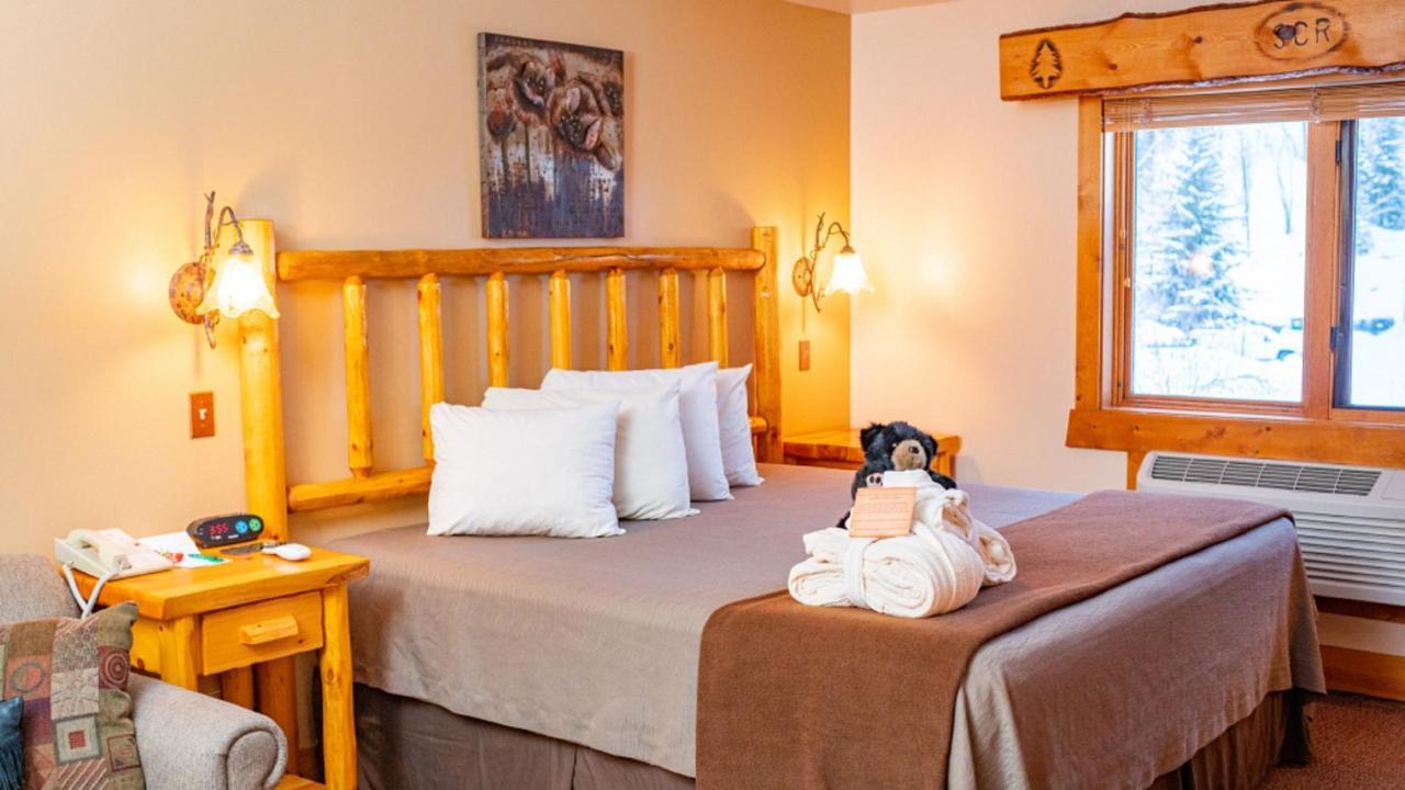 Spearfish Canyon Lodge Exteriör bild