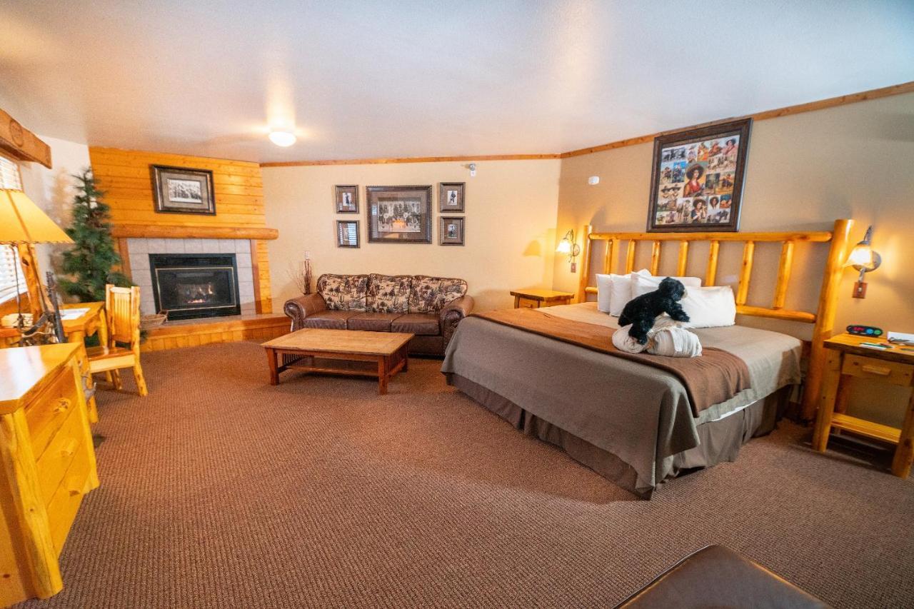 Spearfish Canyon Lodge Exteriör bild