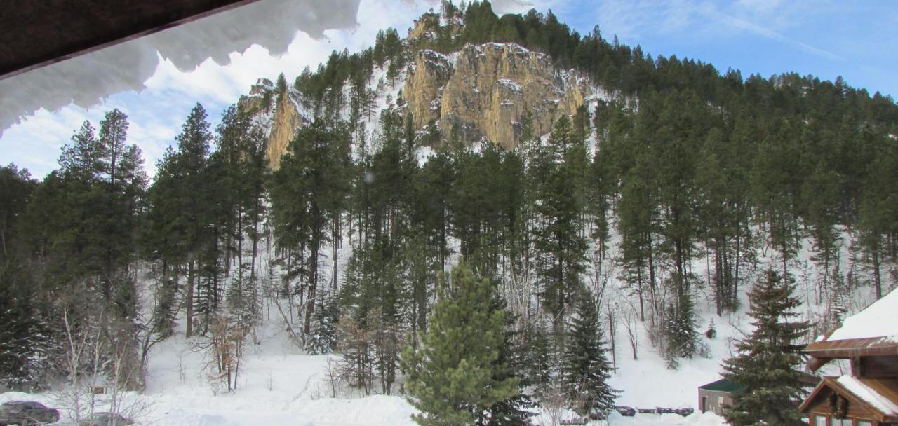Spearfish Canyon Lodge Exteriör bild