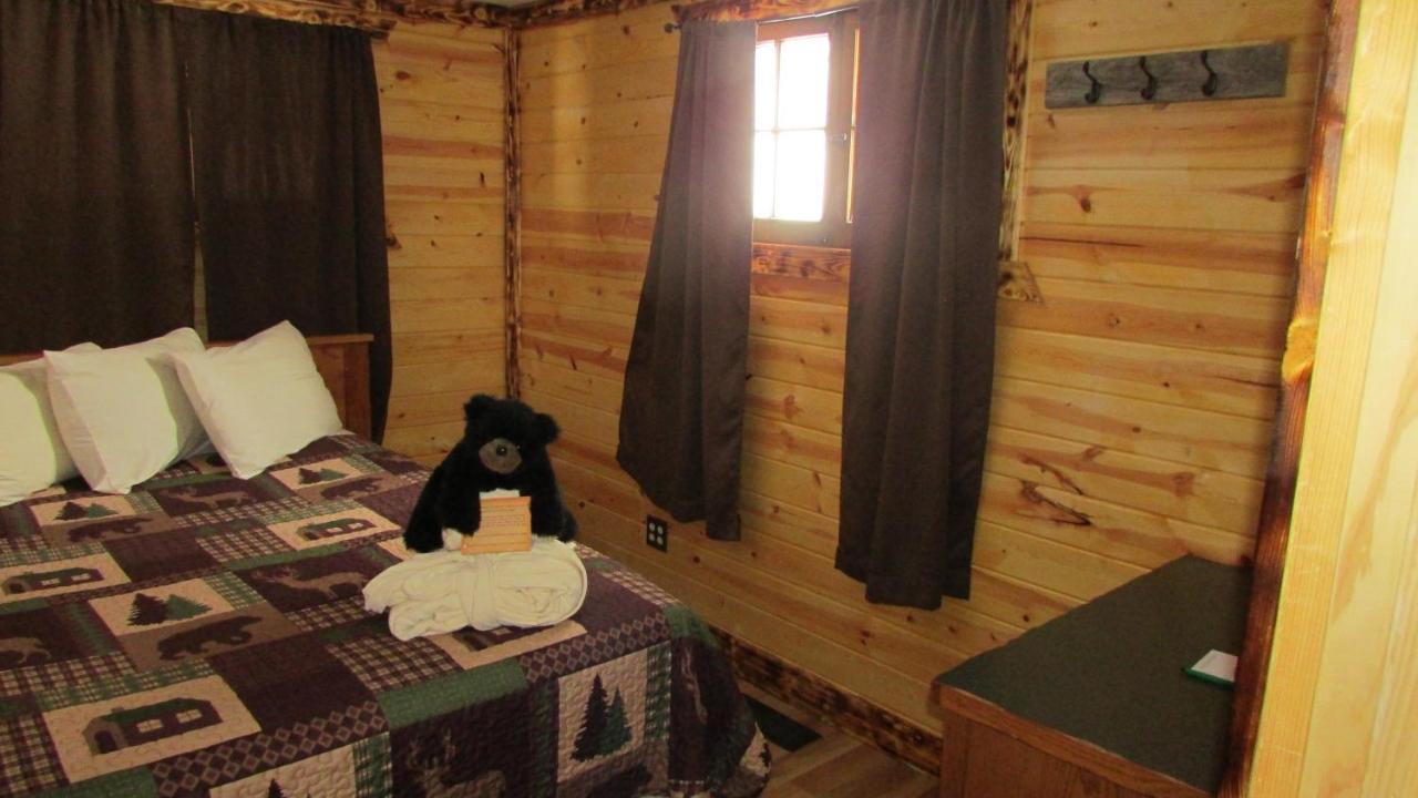 Spearfish Canyon Lodge Exteriör bild