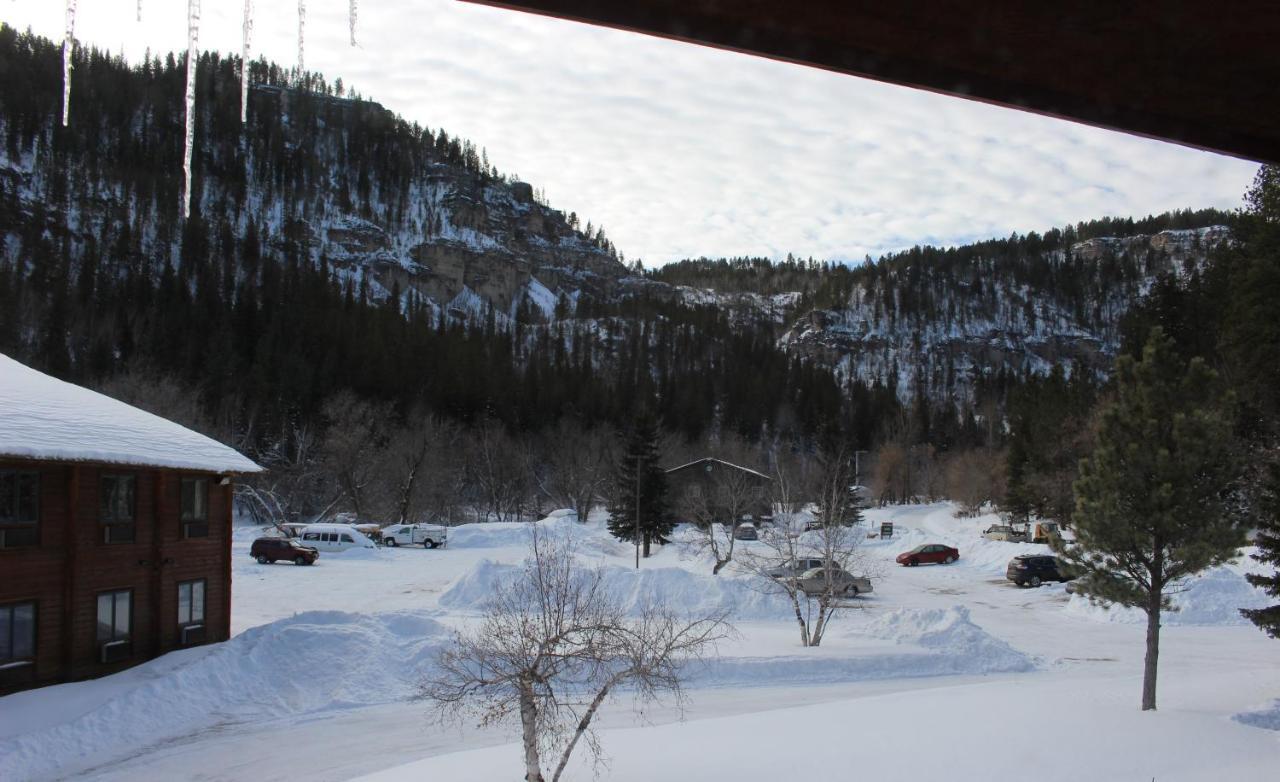 Spearfish Canyon Lodge Exteriör bild