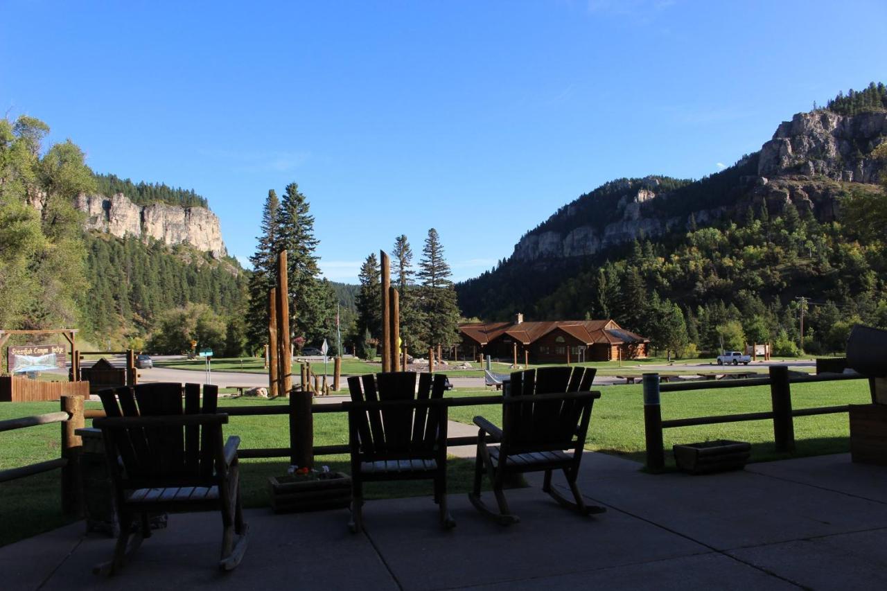 Spearfish Canyon Lodge Exteriör bild